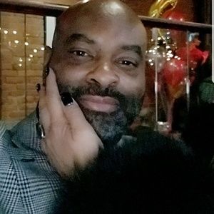 Meet your Posher, Derrick